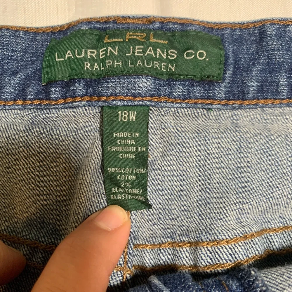 Lauren Ralph Lauren denim skirt. Size 18W.